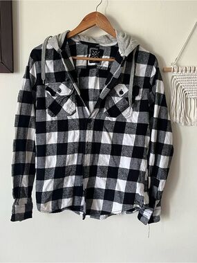 North Western Clothing co. Black & White Plaid Hooded Button-Up Shacket- Small